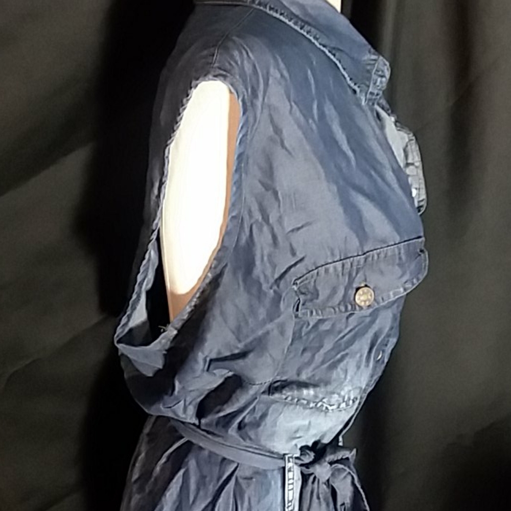 Dress - Picture 3 of 5